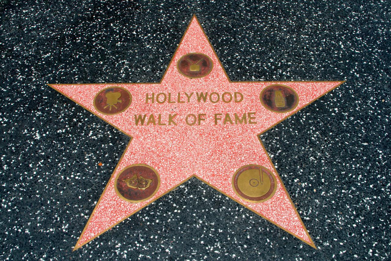 Republic Hollywood La Albergue